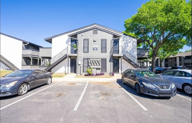 Welcome to The WerX, where modern living meets comfort. Enjoy spacious layouts, vibrant community amenities, and convenient location. Explore your new home today and experience a lifestyle you’ll love. Schedule a tour now!