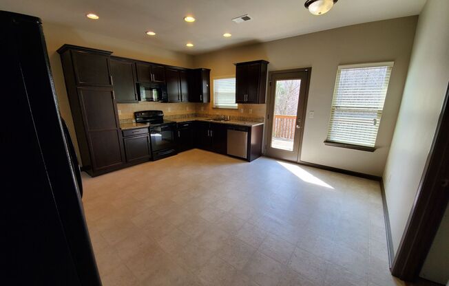Spacious 4 bed 2.5 bath in Ivy Ridge at Mill Creek!