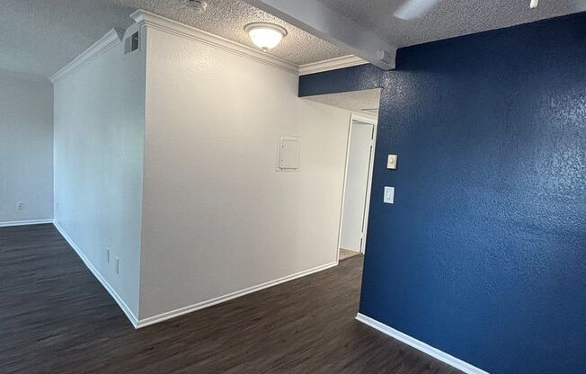 1 bed, 1 bath, 750 sqft, $2,330, Unit 1410