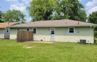 3 beds, 2 baths, $1,095