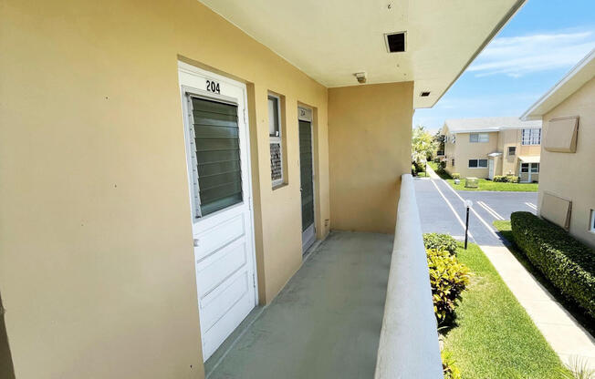 2111 NE 1st Court