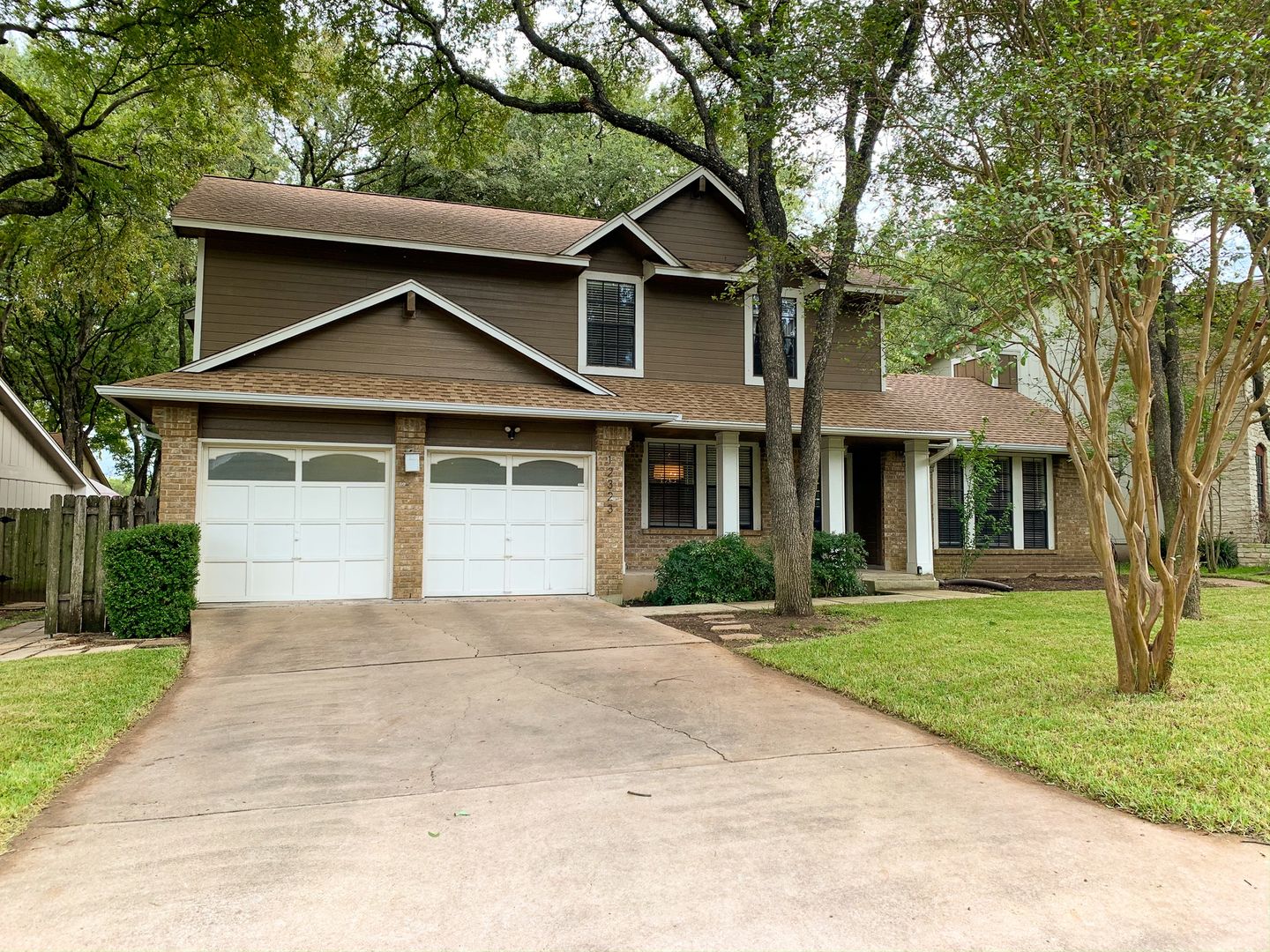 Great Home in North Austin - McNeil/Pond Springs Area