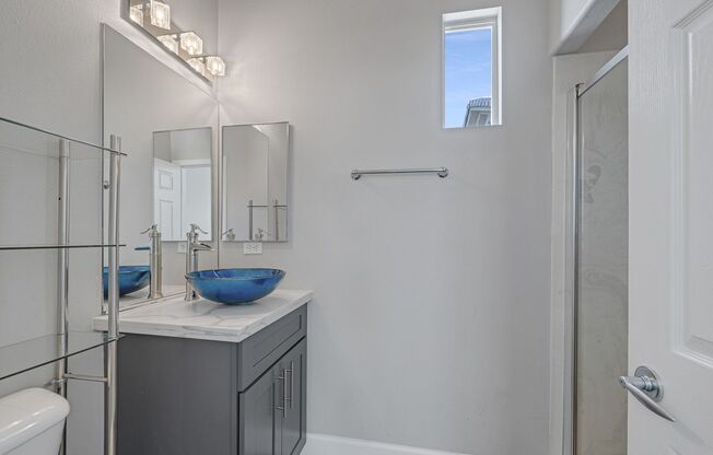 3 beds, 3.5 baths, $5,295
