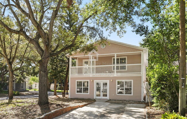 820 ALTALOMA AVE