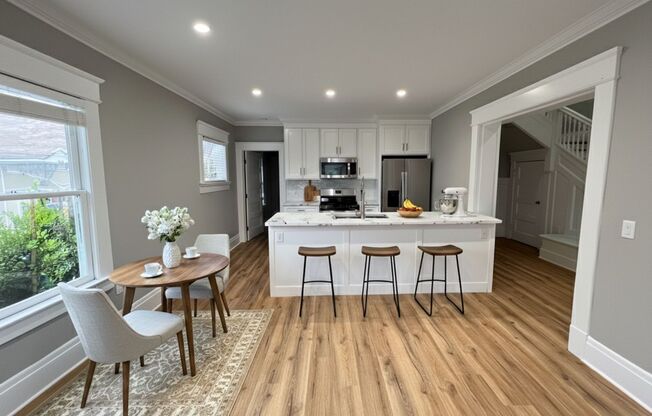 1381-1383 W 23rd Street