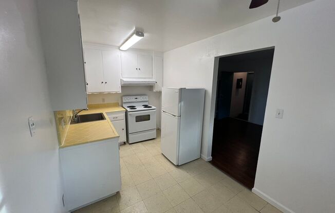 2727 V Street - Apts