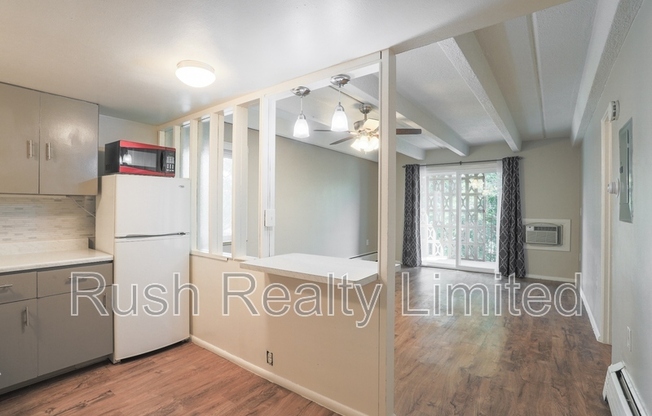 1912 S University Blvd