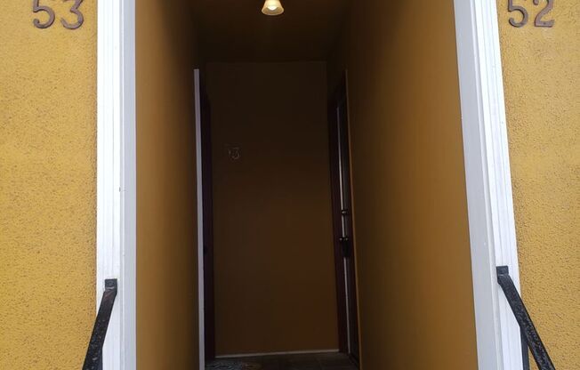 Southwest Portland Condo with views!