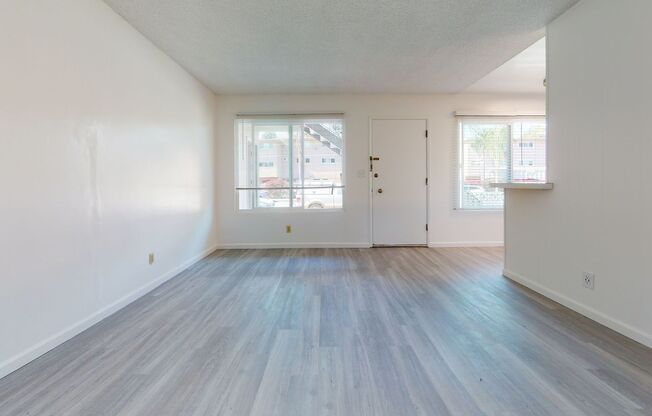 1 bed, 1 bath, $3,400, Unit 7