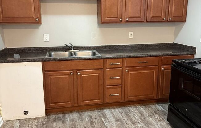 1328 Thomasboro,