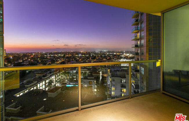 1 bed, 1.5 baths, 996 sqft, $4,495, Unit 1609