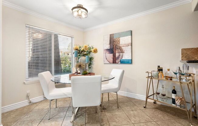Bright and Spacious 2-Bedroom Condo with Water/Trash Included!