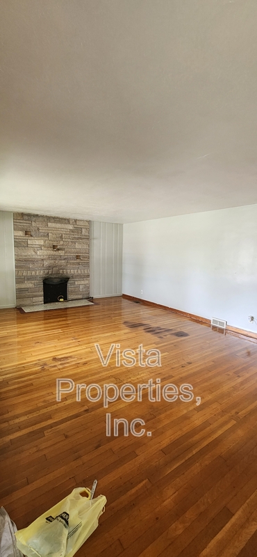 7601 SHEPHERDSVILLE RD