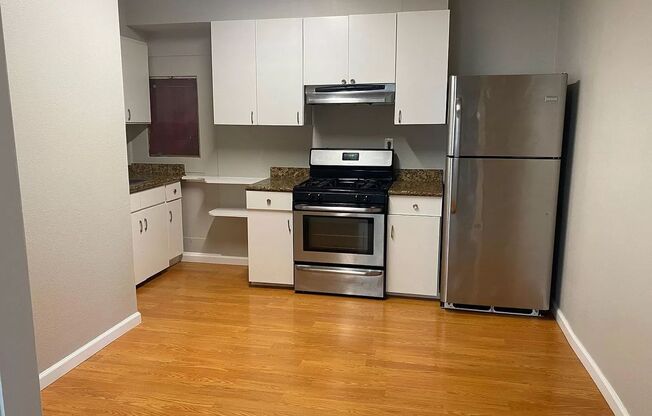 Spacious 3 Bedroom Home Downtown