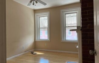 115 1/2 44th St