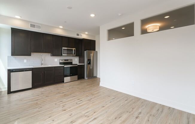 1 bed, 1 bath, $1,400, Unit 1050 N 4th St. Apt. 313