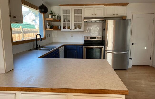 Ephrata 2 bedroom 1 bath home with garage