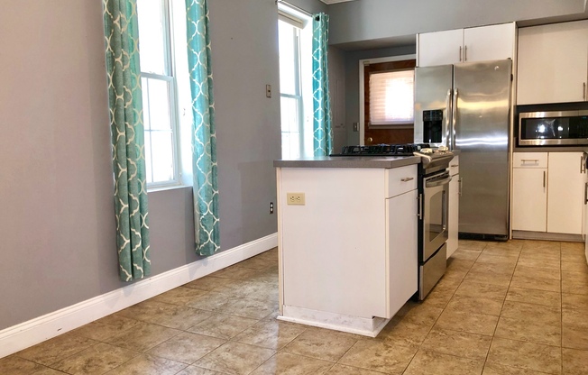 2 beds, 2 baths, $1,999