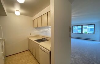 Shorecrest Apartments