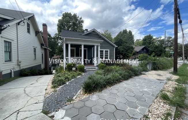 356 SINCLAIR AVE NE
