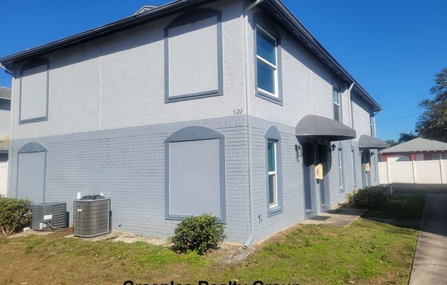 2BR/1.5BA Two-Story Condo in the Washington Square Community – Tampa