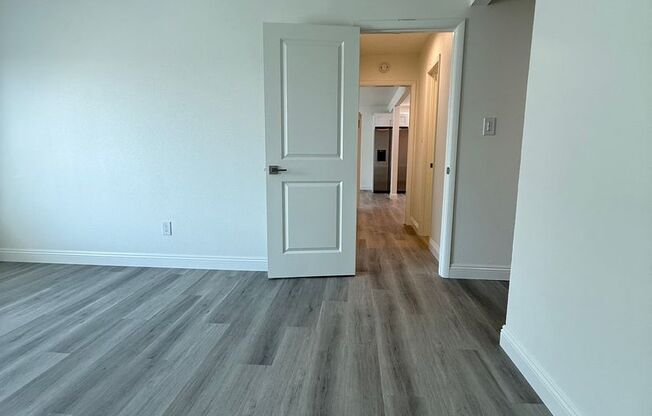 2 beds, 1 bath, 850 sqft, $2,325, Unit 9185-10
