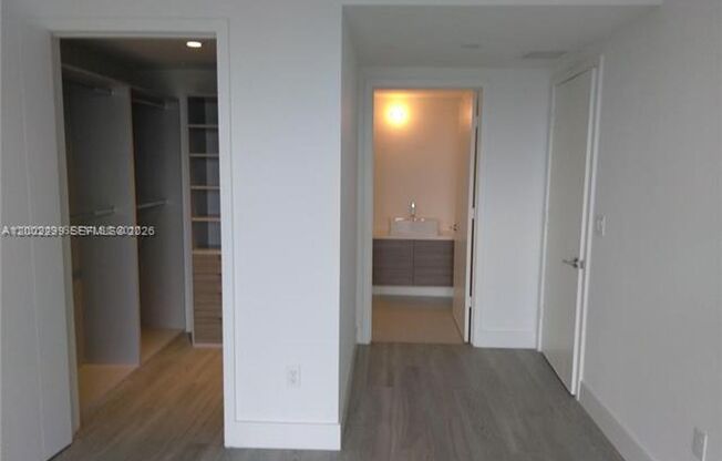 1010 SW 2nd Ave # 1901 (A12002299)
