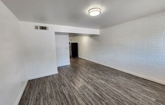 2 beds, 1 bath, $1,215