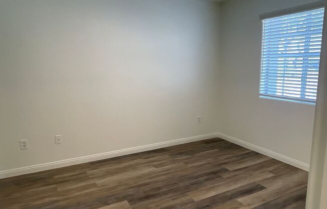 2 beds, 2 baths, 902 sqft, $1,839, Unit L3