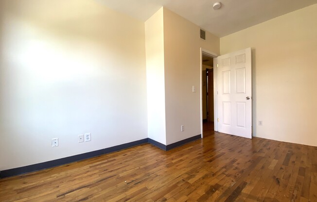 840 Huntington Ave.