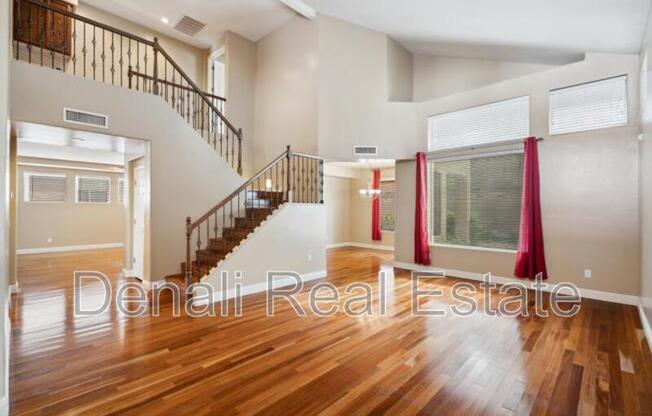 1241 E JOAN DE ARC AVE
