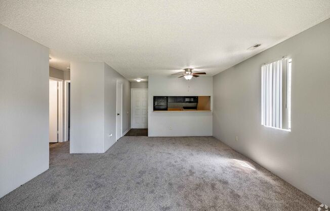 2 beds, 2 baths, 800 sqft, $955