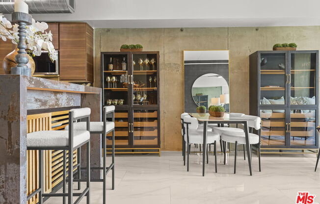 1 bed, 1.5 baths, 1,200 sqft, $4,995, Unit 916