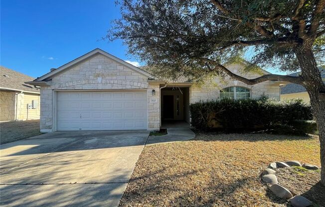 3 Bed/ 2 Bath Available in Villages of Berry Creek!
