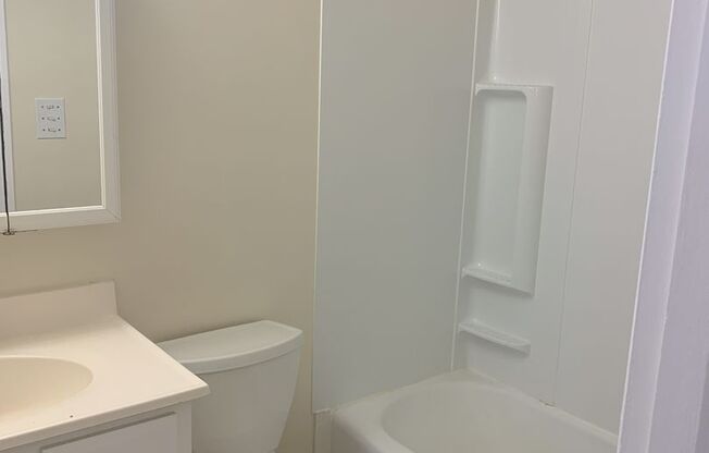 1 bed, 1 bath, 475 sqft, $1,395, Unit 203