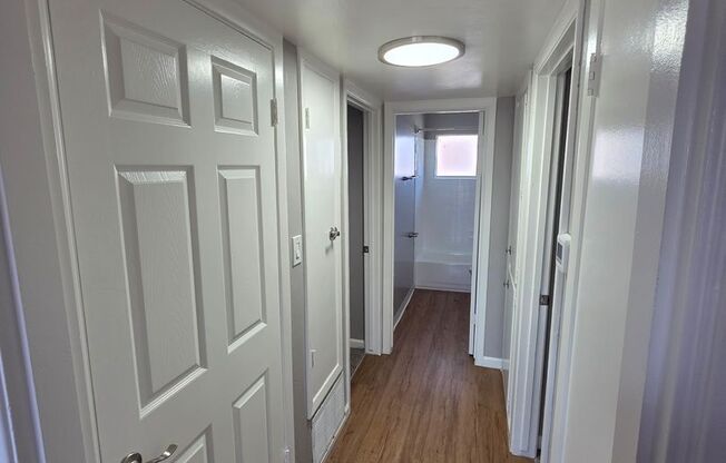 2 beds, 1 bath, 850 sqft, $1,500, Unit 2240-11