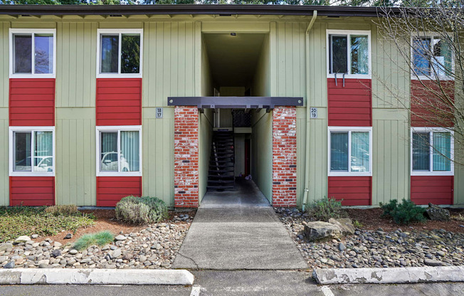 Welcome to Beverly Grove Apartments