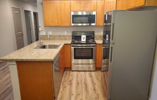 3 beds, 2 baths, 1,210 sqft, $2,550, Unit D-131