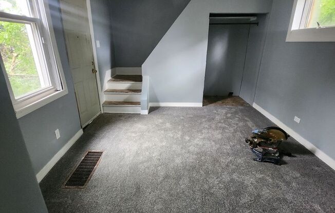 1 bedroom west side