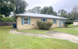 2Bed/ 1 Bath Apartment Available NOW in Jacksonville!