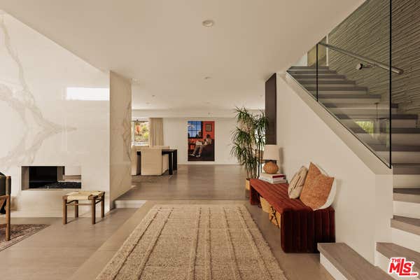 9903 ANTHONY PL