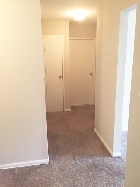 2 beds, 1 bath, 1,100 sqft, $1,540, Unit E201