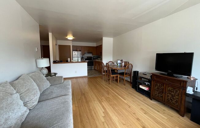 1 bed, 1 bath, $1,015, Unit 24