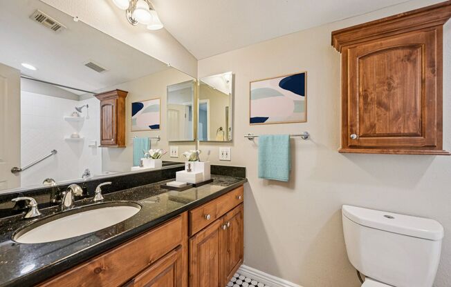1 bed, 1 bath, 710 sqft, $1,099, Unit 2112