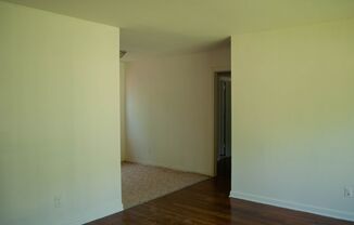 3 beds, 1 bath, $1,200