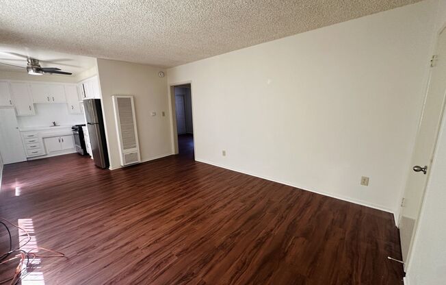 740 W. Laconia
