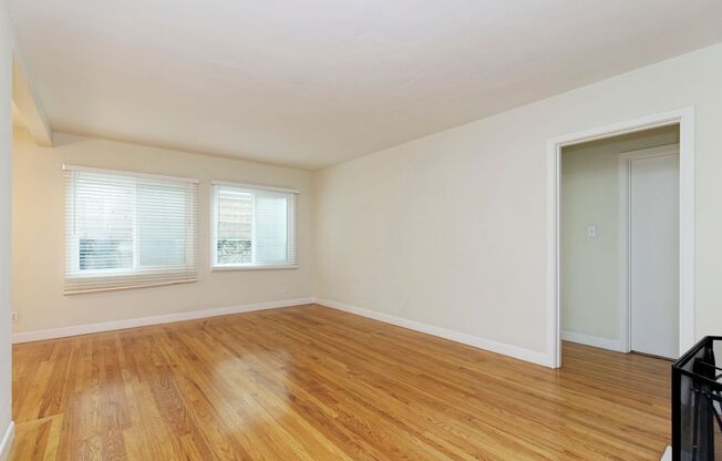 Lee Street Apartments