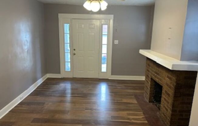 2 Bedroom 1 Bathroom Home Available Now