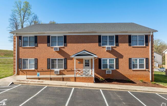 1 bed, 1 bath, 750 sqft, $1,150, Unit 4100-D