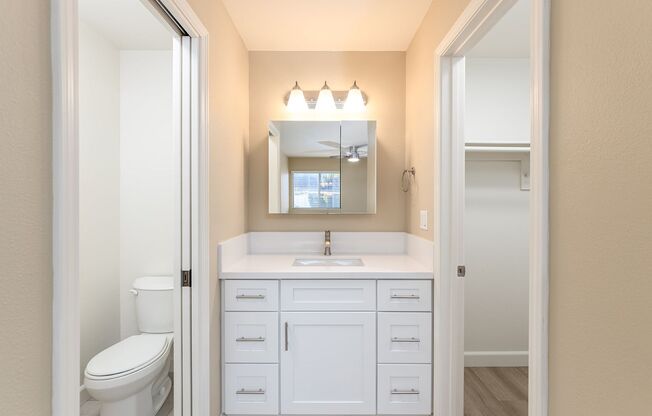 2 beds, 1.5 baths, 747 sqft, $2,295, Unit 51